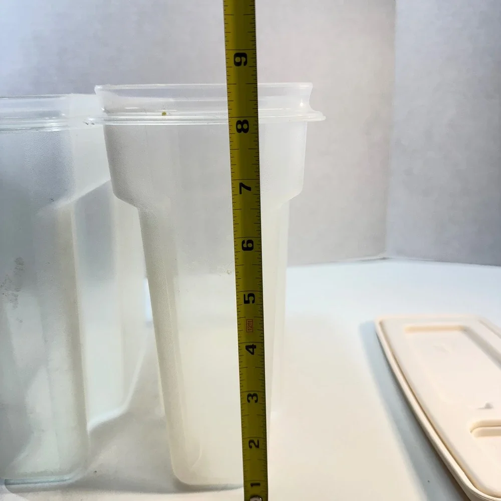 Rubbermaid Cereal Keeper 13 Cup Clear Almond Servin Saver Vintage Container READ